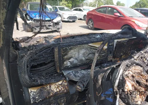 2021 Mercedes-Benz Gle 350 z USA, uszkodzony, nr VIN 4JGFB4JB4MA362789